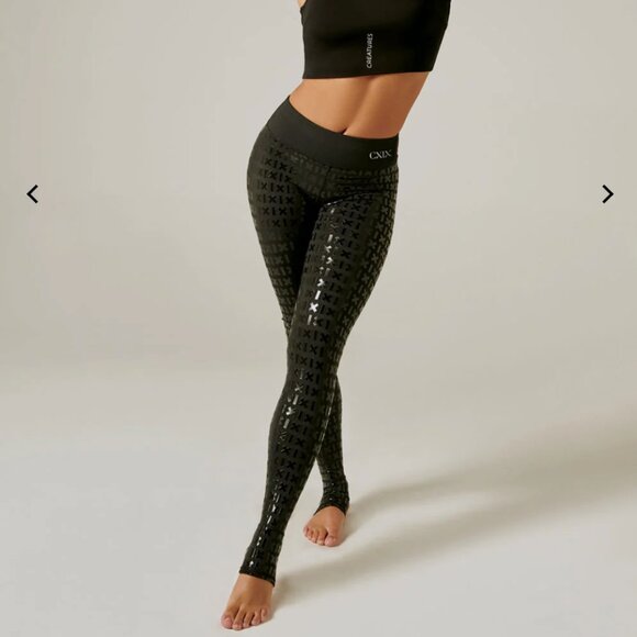 Creatures of XIX -   GECKO GRIP™ LEGGINGS: - XS Black - Picture 1 of 6